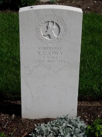 Klagenfurt War Cemetery - Cooney, N